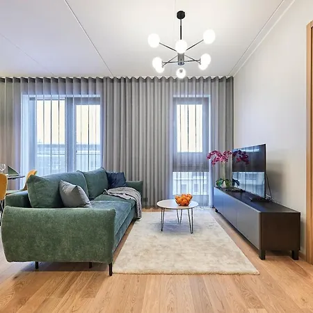 Brand New - Self Check-in - Free Parking - Near Hilton Lägenhet *