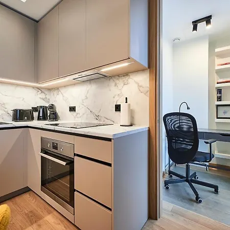 Brand New - Self Check-in - Free Parking - Near Hilton Tallinn