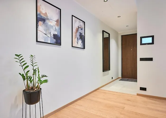 Brand New - Self Check-in - Free Parking - Near Hilton Appartement