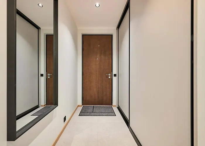 Brand New - Self Check-in - Free Parking - Near Hilton Appartement